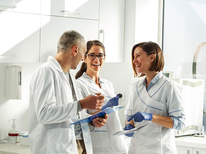 AV Dental | Extractions, Veneers and Sedation Dentistry